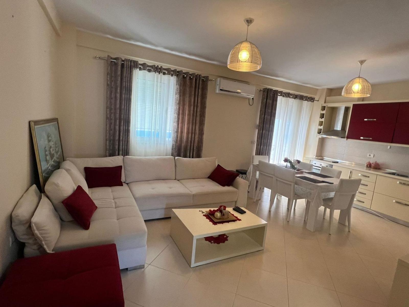Holiday Home Shëngjin Esterno foto